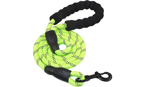 Laisse pour chien Réflechissante Laisse réfléchissante verte pour chien, 1,5 cm de large, 1,5 m de long, corde durable et poignée rembourrée.