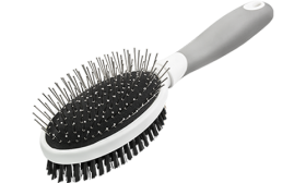 Brosse Double Face pour Chien Brosse double face pour chien, avec poignée ergonomique, picots métalliques d’un côté et poils doux de l’autre.