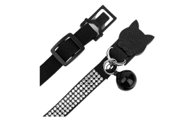 Collier pour Chat et Cristaux Collier anti-traction luxe noir pour chat avec cristaux, ajustable et léger pour confort, boucle en forme de chat.