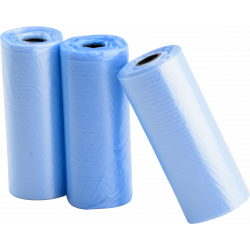 Trois rouleaux de 15 sacs bleus à crottes, résistants et étanches, pour une élimination propre et pratique en promenade.